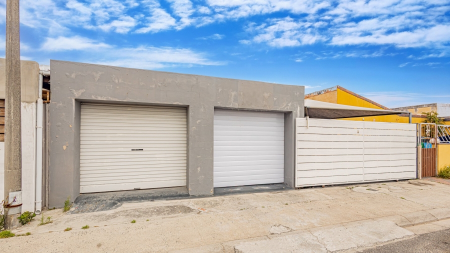 3 Bedroom Property for Sale in Westridge Western Cape